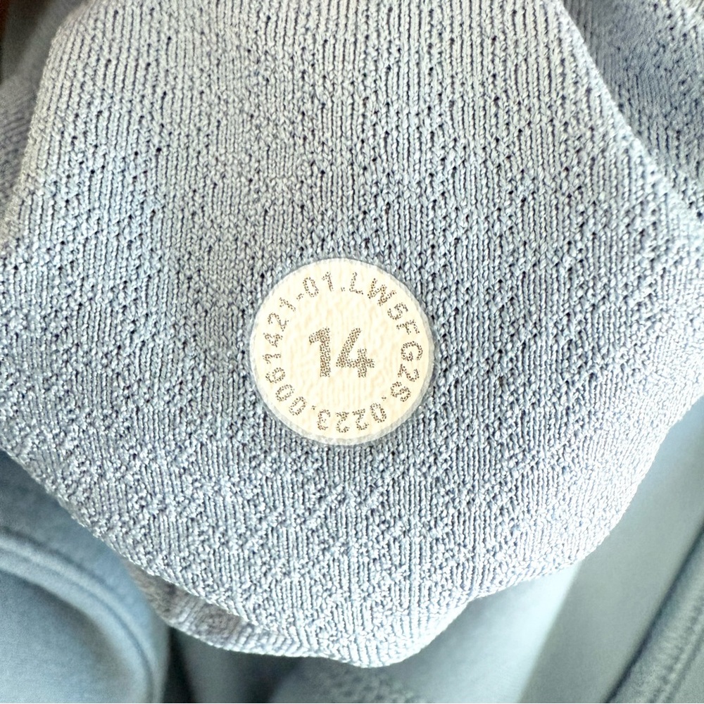 Lululemon Groove Super High Rise Flared Pants 30" Blue Sz 14 - Picture 9 of 10
